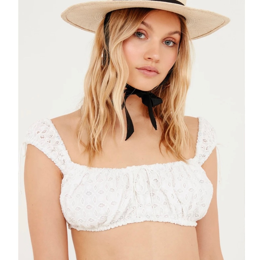MOVING SALE: For Love & Lemons
MONTAUK CROP TOP S